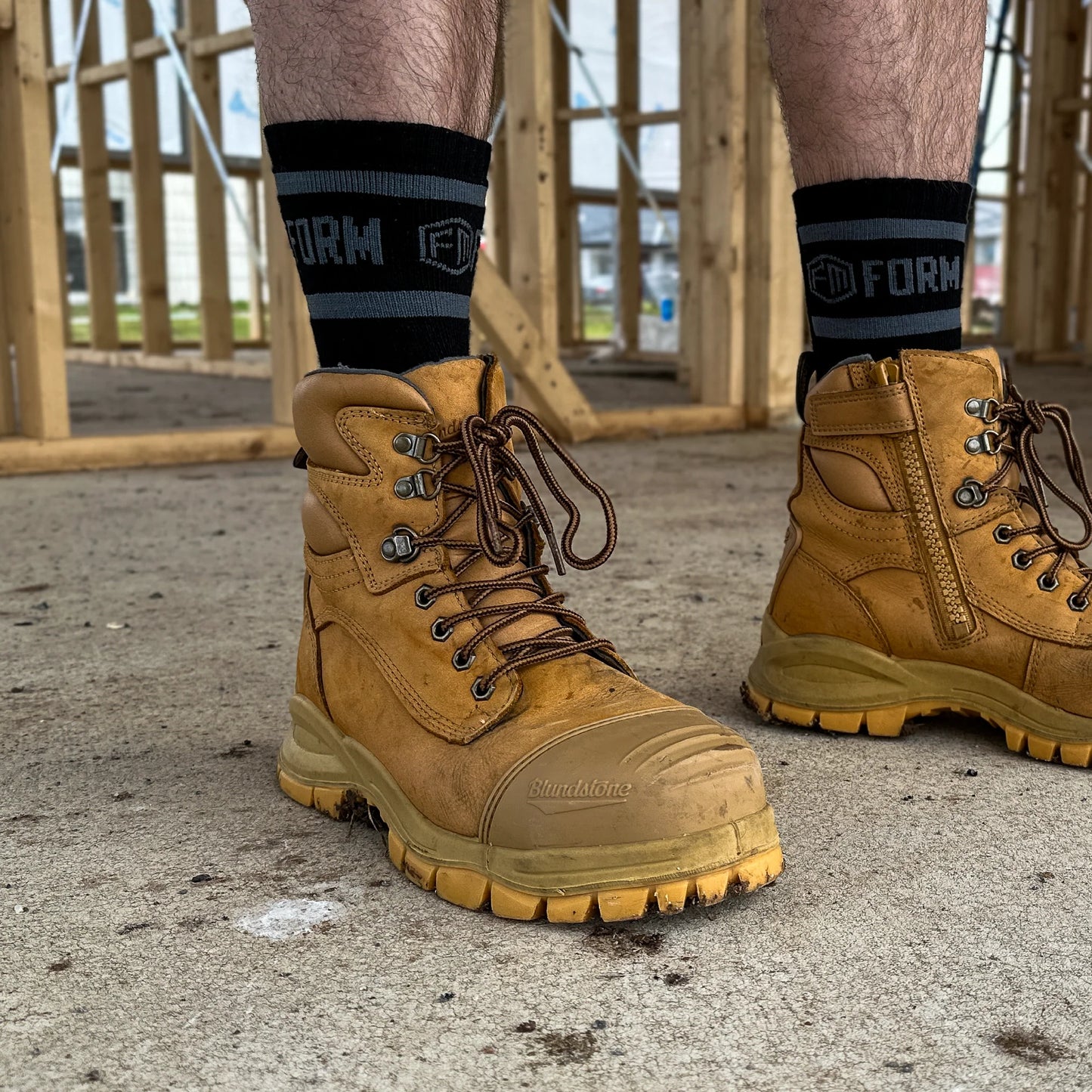 FORM | FS1 3-PACK WORK SOCKS - BLACK