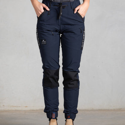 ANTHEM WOMEN'S TRIUMPH PANT - NAVY