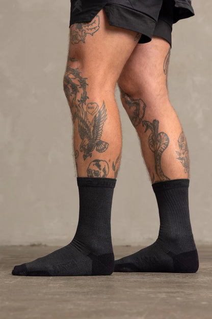 ANTHEM PERFORMANCE CREW SOCKS A0204